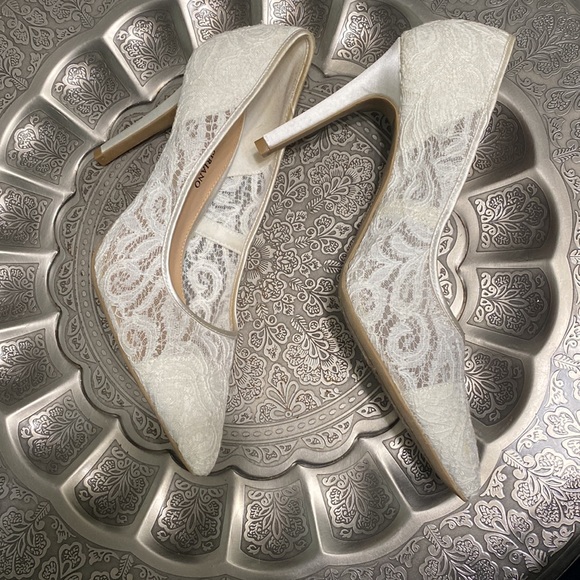 Christian Siriano Lace Heels - Picture 4 of 9